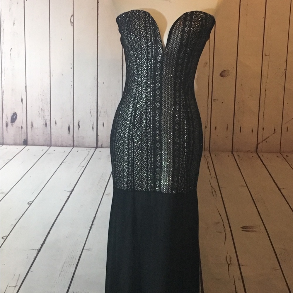 Gorgeous new Black gown. Brand new never worn